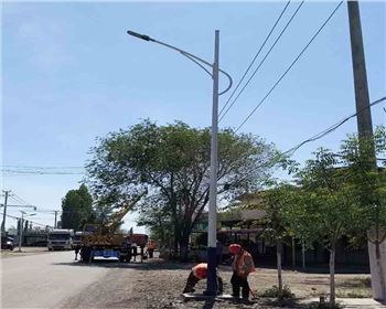 2019年新疆昌吉三工鎮市電路燈項目